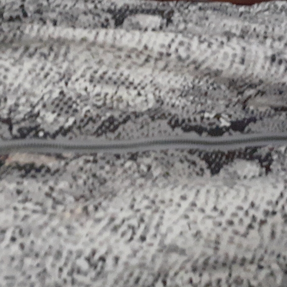 View by Walter Baker sz 16 put 22 inches  snakeskin print jumpsuit gathered wais - Picture 3 of 5